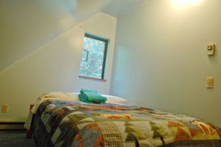 Room 87 of 697