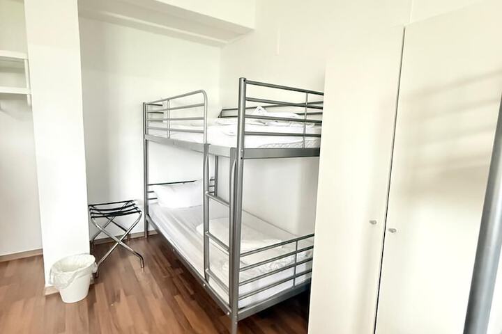 Room 96 of 150