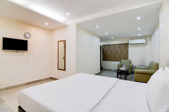 Room 9 of 41