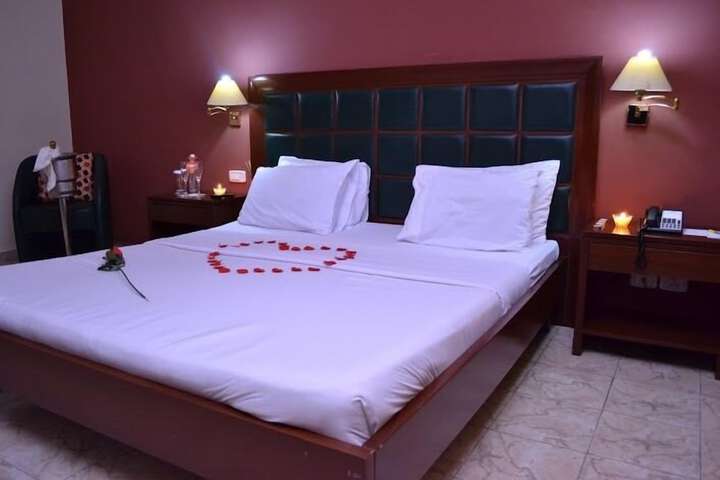 Room 10 of 64