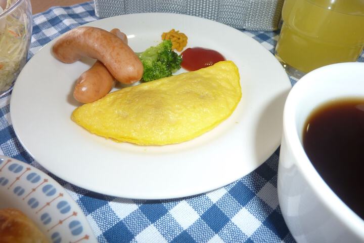 Breakfast meal