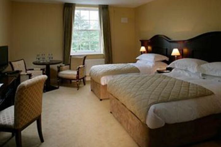 Room 12 of 24