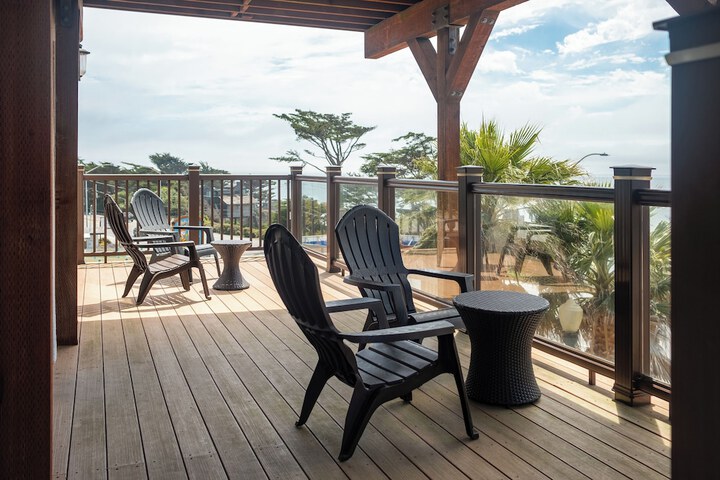 Terrace/Patio 29 of 46