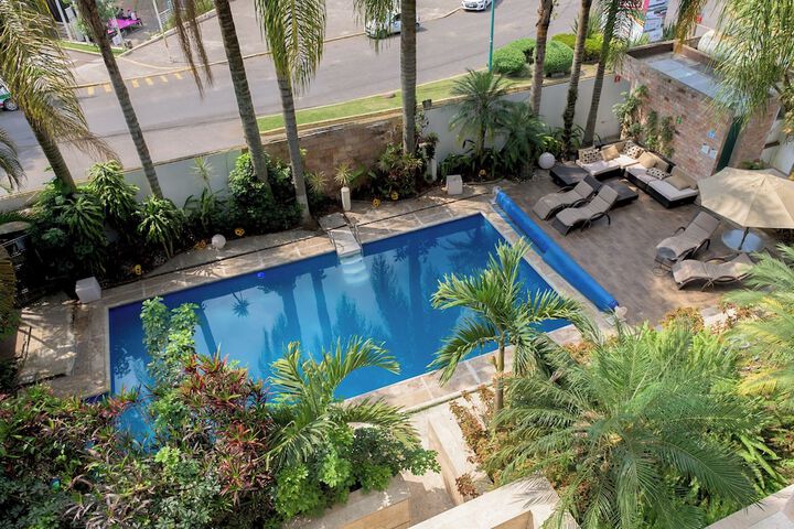 Pool 57 of 75