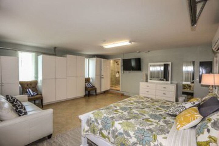 Room 44 of 53