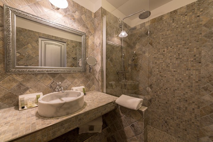 Bath Photo