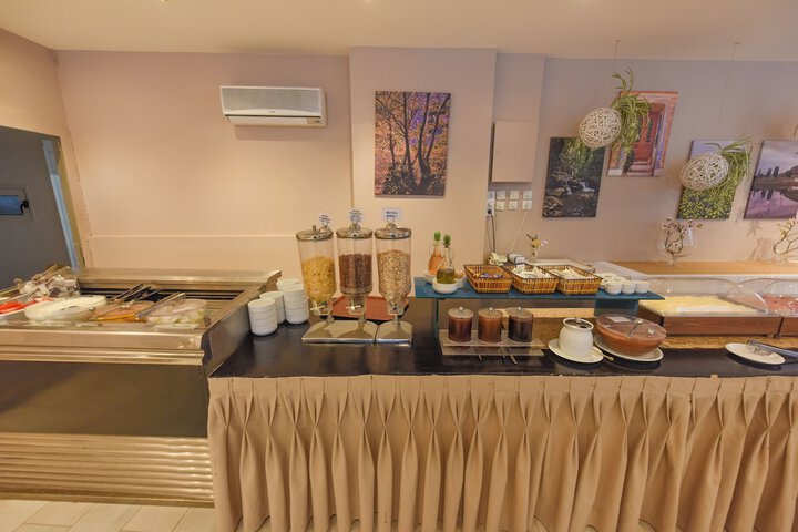 Dining 86 of 107