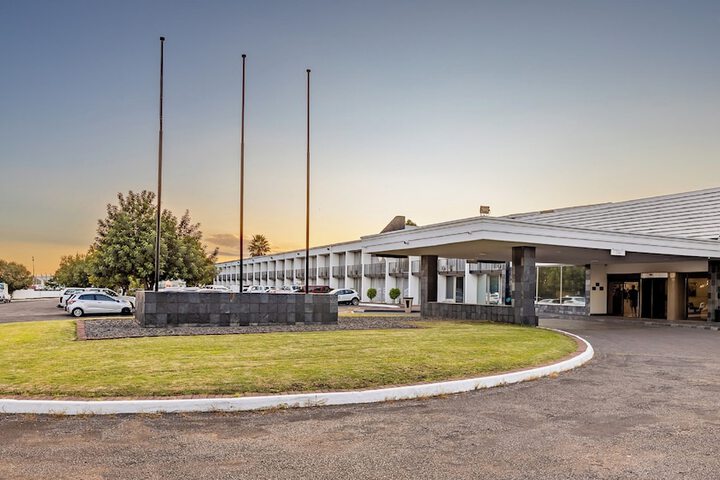African Sky Hotels - Newcastle Inn