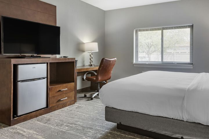 Room 9 of 21