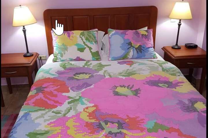 Room 7 of 27