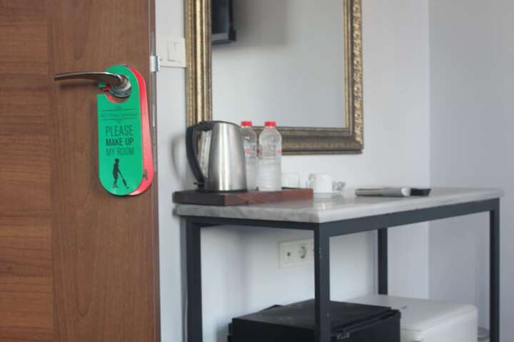 Room 16 of 41
