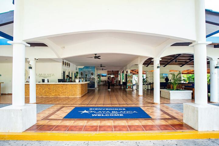 Hotel Interior 2 of 107