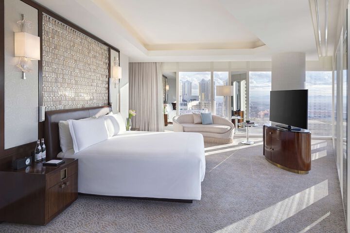 Room 40 of 170