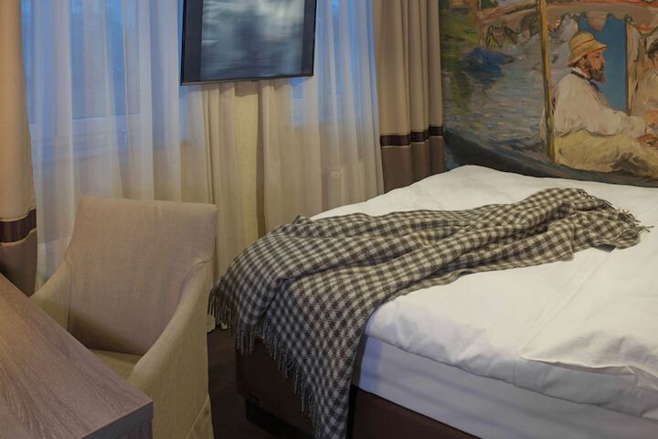Room 20 of 69