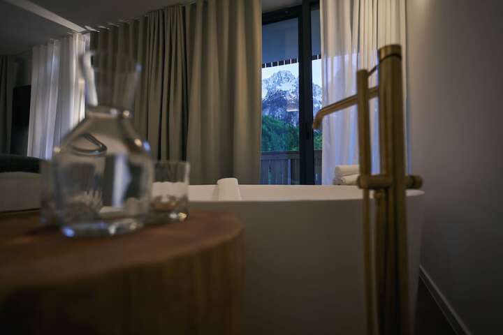 Room 29 of 94