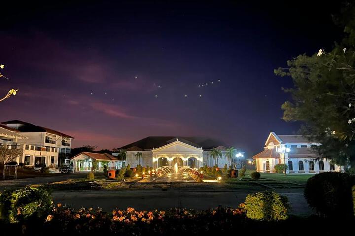 Plaza Del Norte Hotel and Convention Center