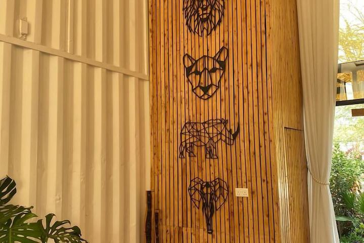 Hotel Interior 3 of 72