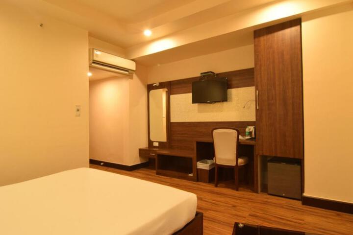 Photo 18
