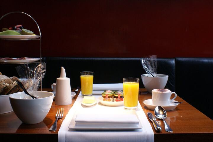 Breakfast/Coffee Service 34 of 42