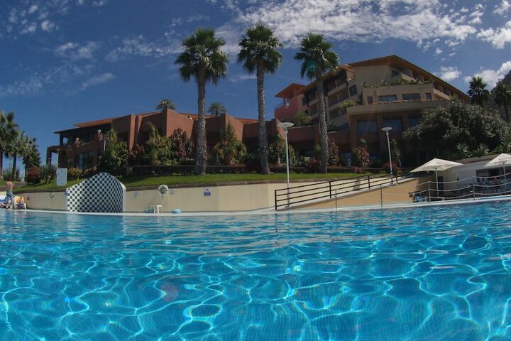 Pools & Facilities
