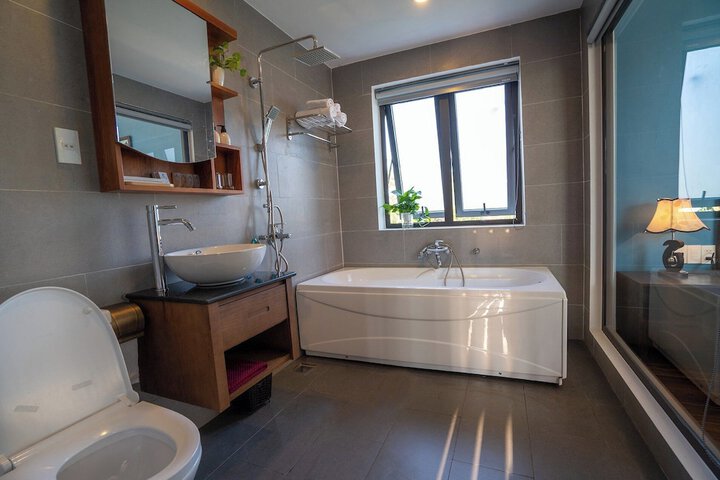 Room 55 of 68