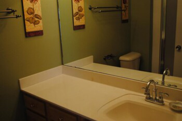 Room 5 of 36