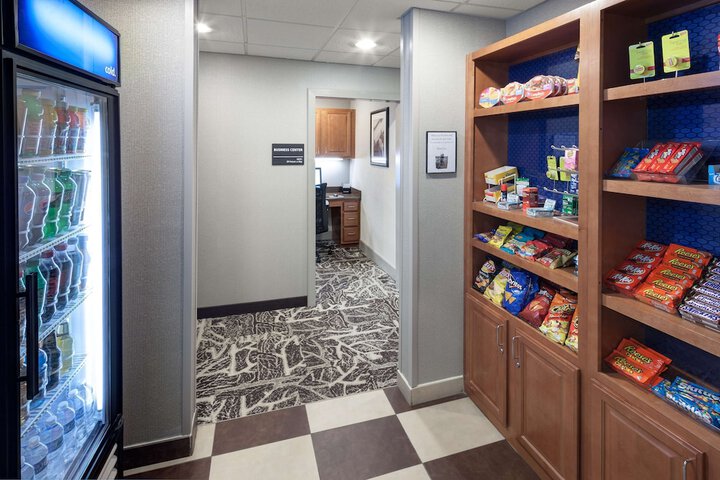 Snack bar