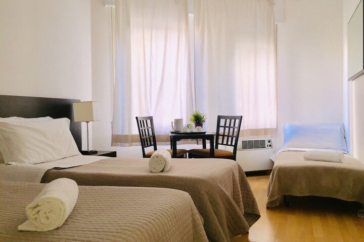 Room 12 of 36