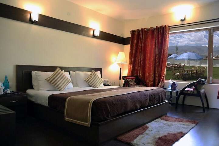 Room 15 of 78