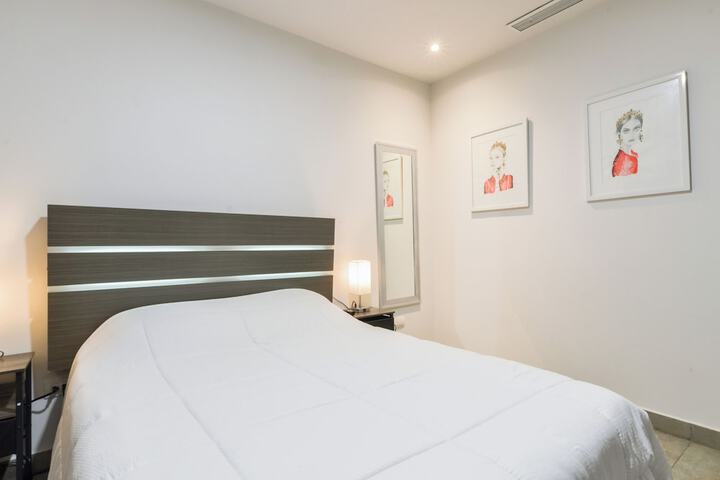 Room 4 of 224