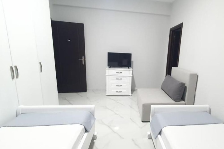 Room 5 of 49