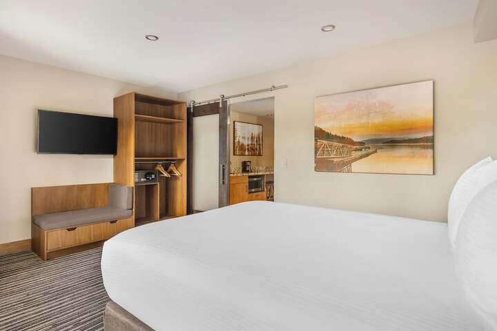 Room 11 of 63