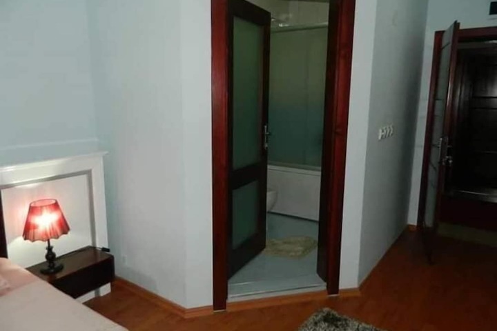 Room 7 of 15