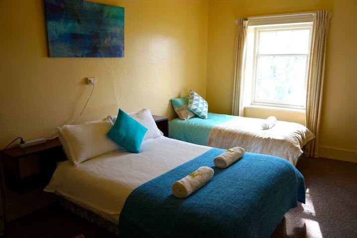 Room 7 of 30