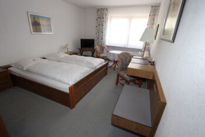 Room 42 of 53