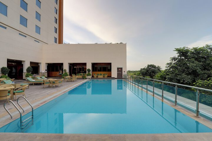 Pool 29 of 61