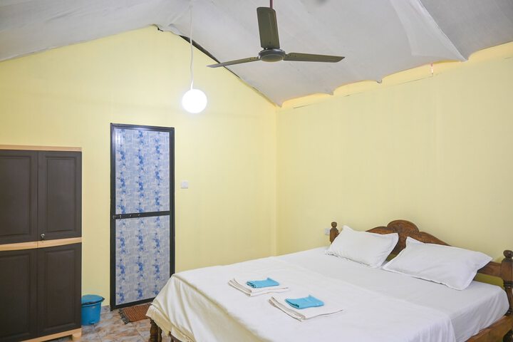 Room 8 of 23