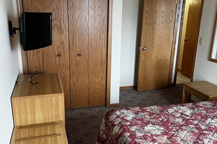 Room 8 of 29