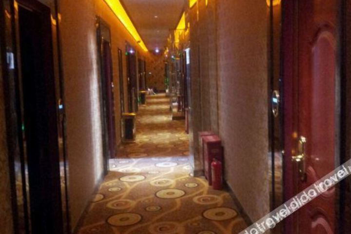Hotel Interior 5 of 14