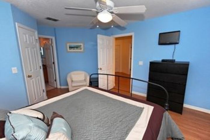 Room 13 of 31