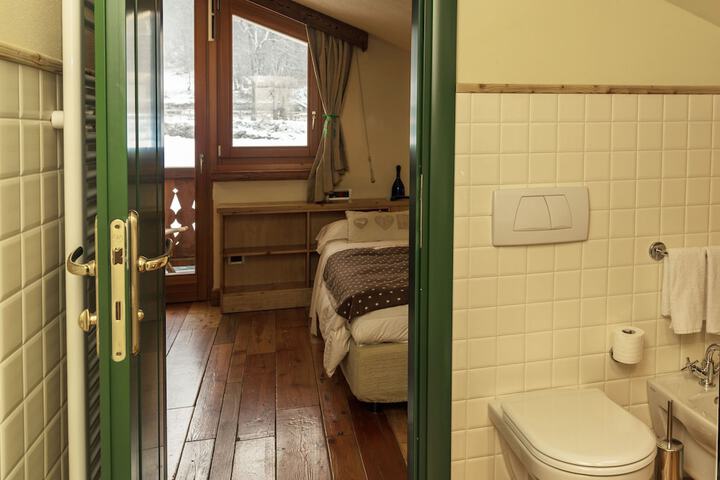 Room 26 of 56