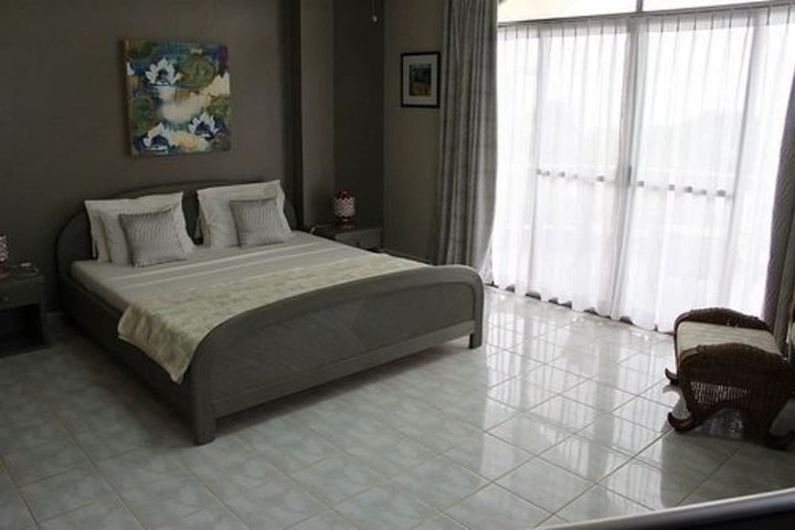 Room 13 of 68