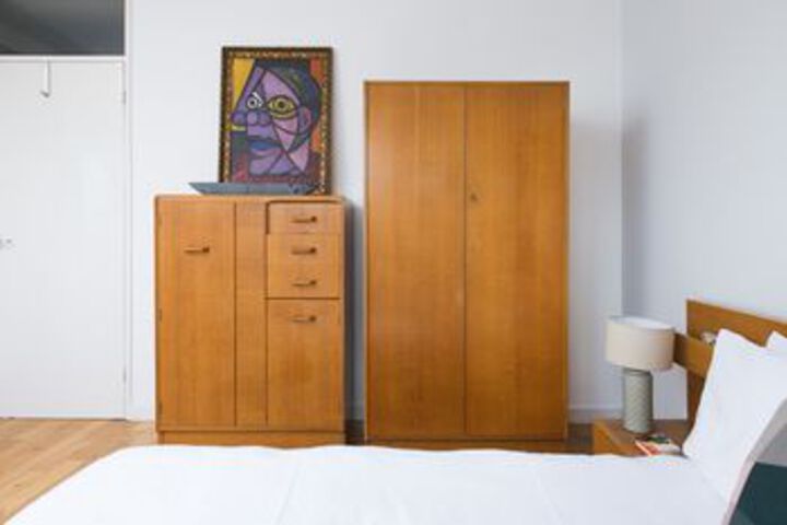 Room 18 of 28