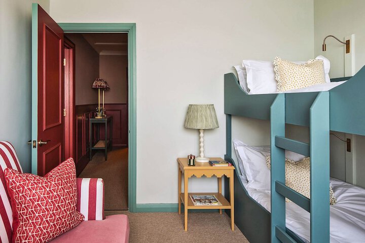 Room 12 of 97