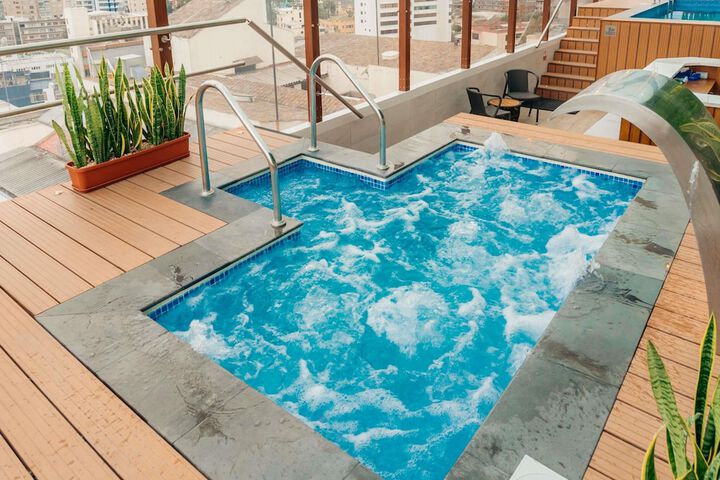 Pool 47 of 98