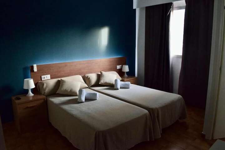 Room 5 of 21