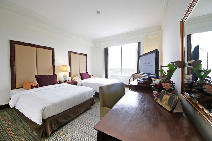 Room 10 of 56