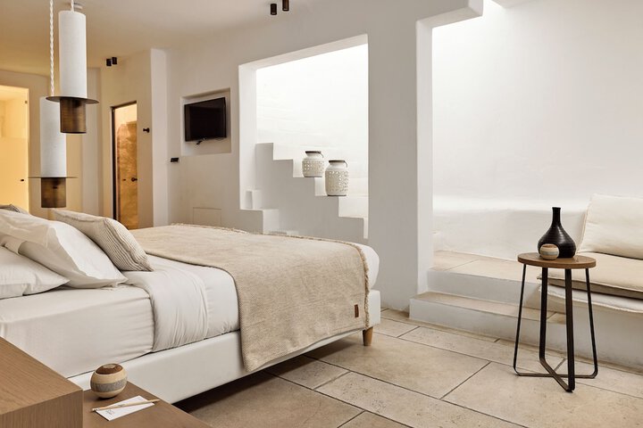 Room 32 of 190