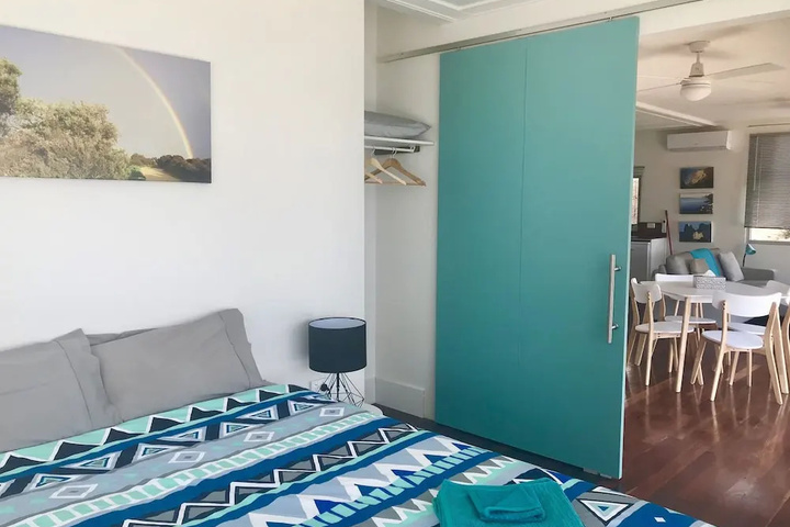 Room 2 of 12