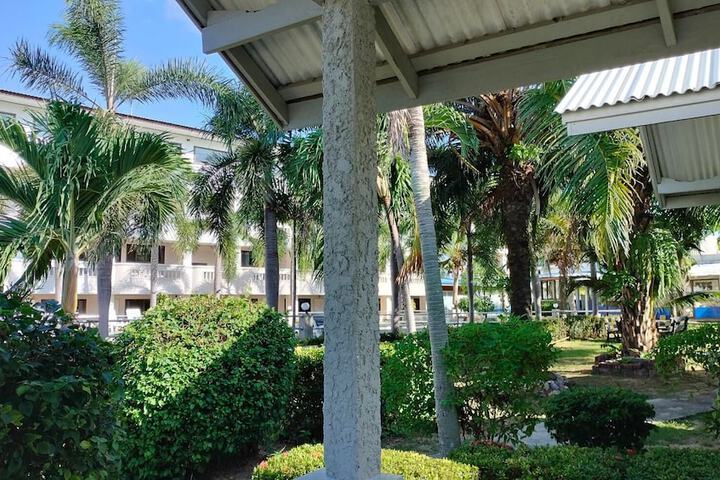 Hotel Exterior 129 of 132